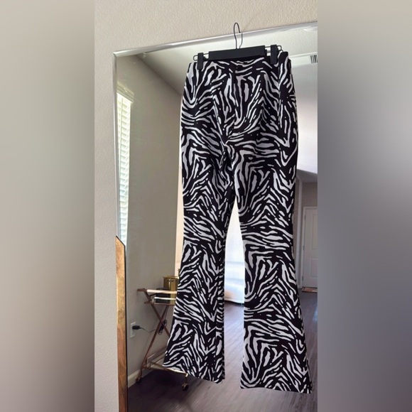 Zara Black and White Zebra Print Wide Leg Pants - Picture 2 of 3